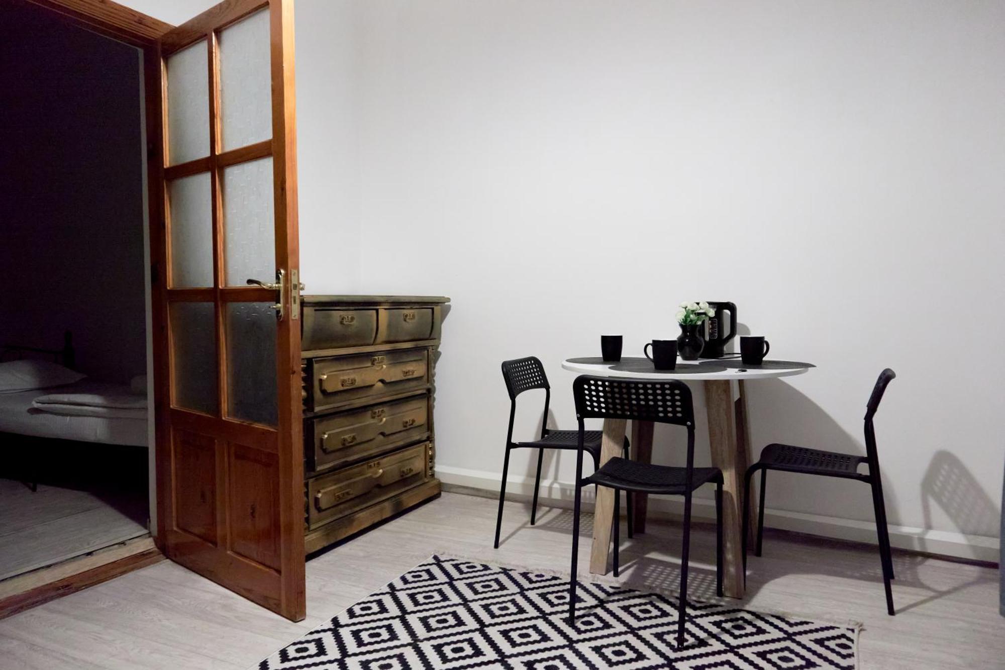 Sweet Vibe Hotell Almaty Eksteriør bilde