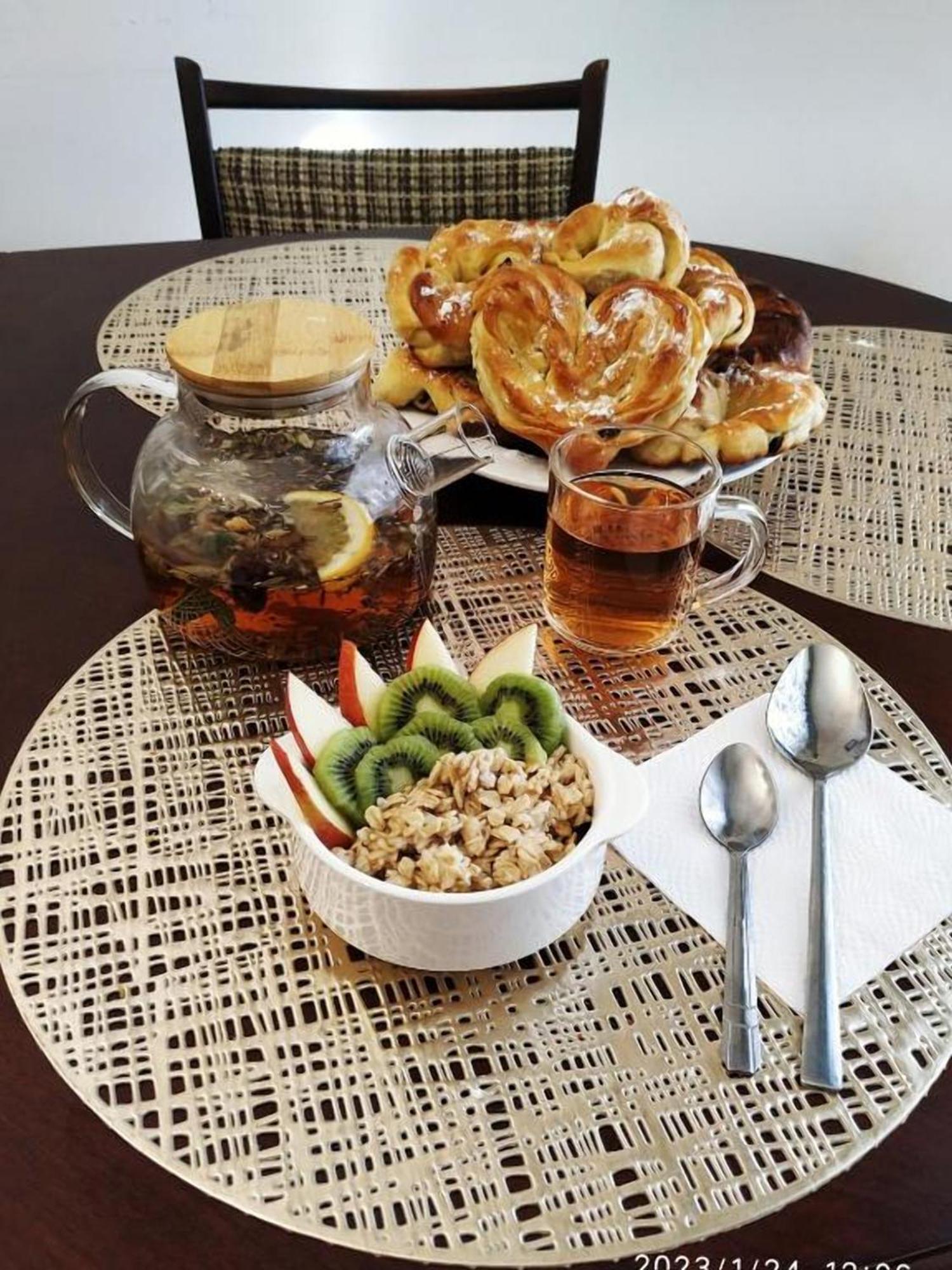 Sweet Vibe Hotell Almaty Eksteriør bilde